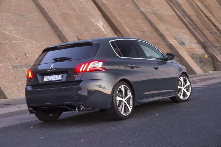  Peugeot 308 GTi 2016 года  (AU) (фото 4 из 30)